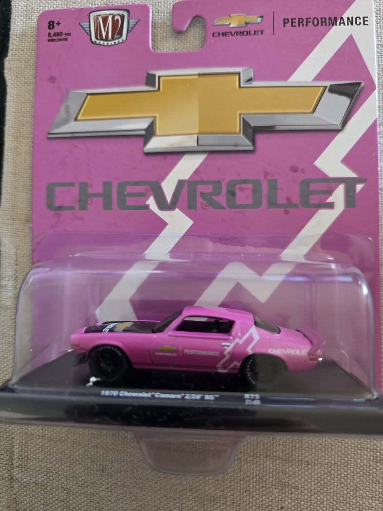 M2 Machines 1970 Chevrolet Camaro Z/28 RS Satin Pink