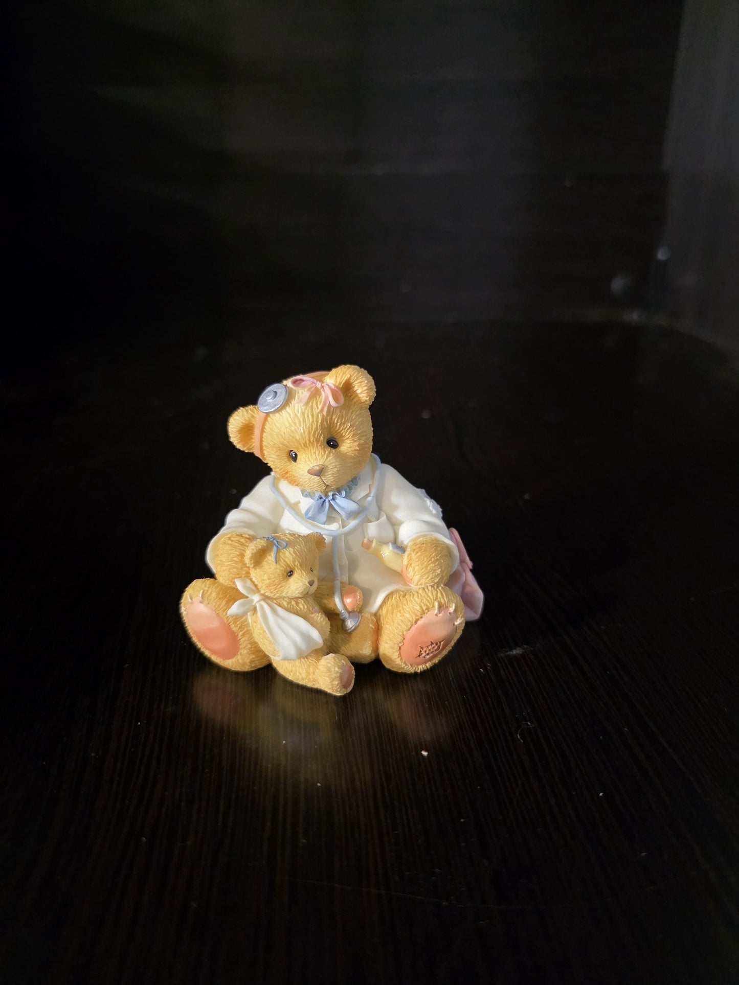1998 Cherished Teddies Dr Darlene Makebetter Symbol of Membership Figurine CT004 ENESCO PRE OWNED