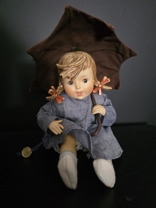 1988 MJ Hummel Goebel Germany Porcelain & Soft Body UMBRELLA GIRL 11"h Doll