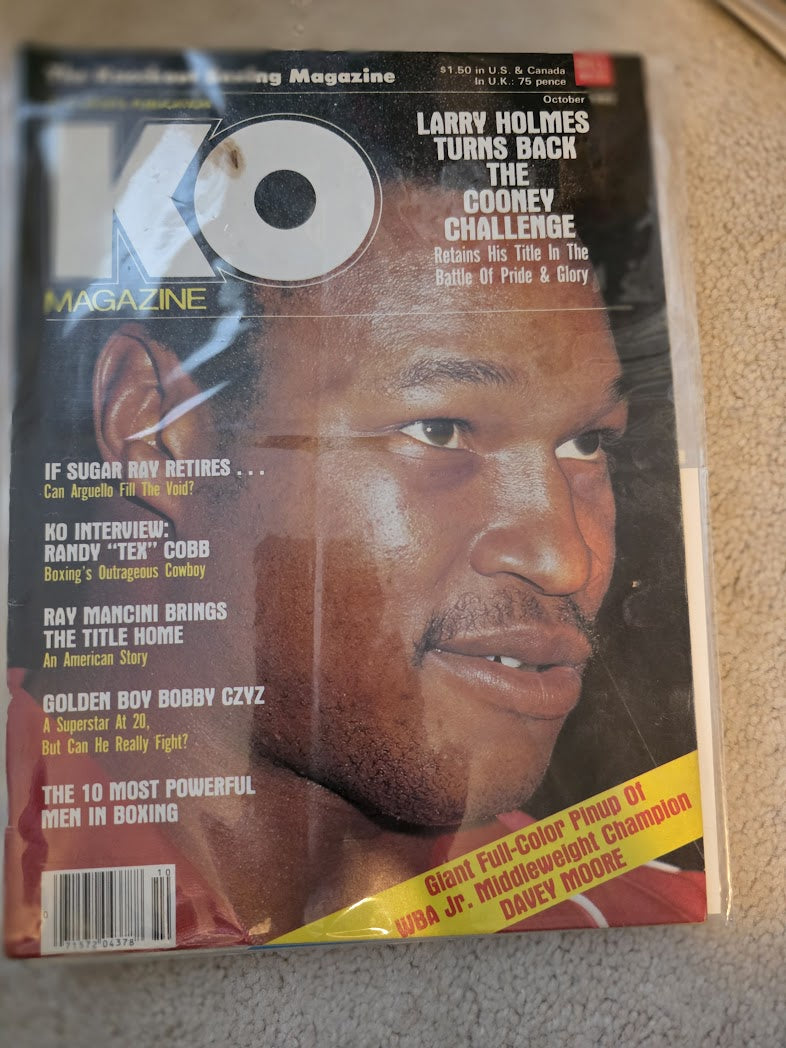 KO Magazine October 1982 Larry Holmes Cover w/ Davey Moore Poster