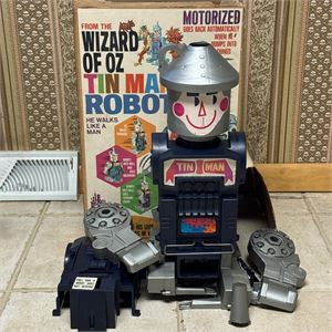 VINTAGE 1969 REMCO "WIZARD OF OZ TIN MAN ROBOT" RARE PLEASE READ